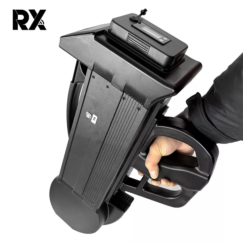 पोर्टेबल हैंडहेल्ड फुल बैंड 8 चैनल ड्रोन जैमर डिटेक्टर